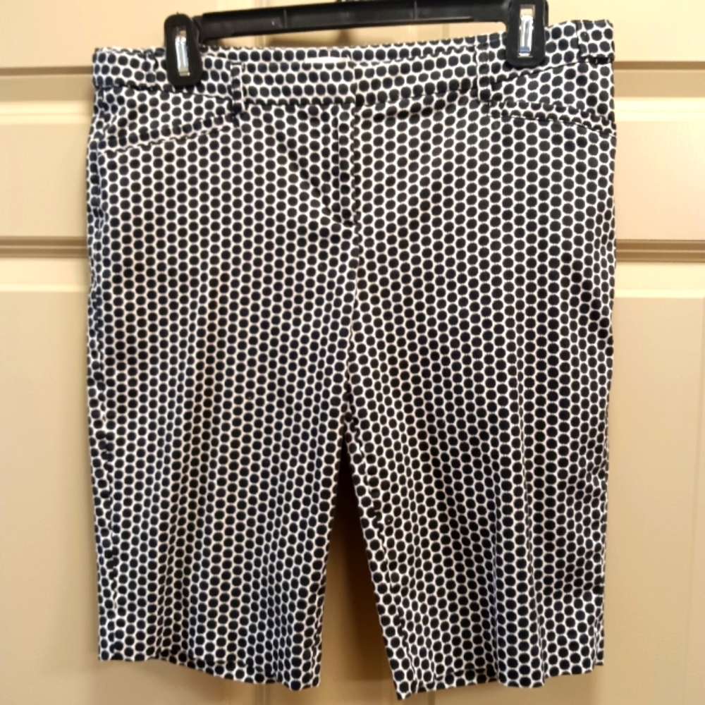 Laundry by Shelli Segal Los Angeles Tailored Bermuda Shorts - size 8